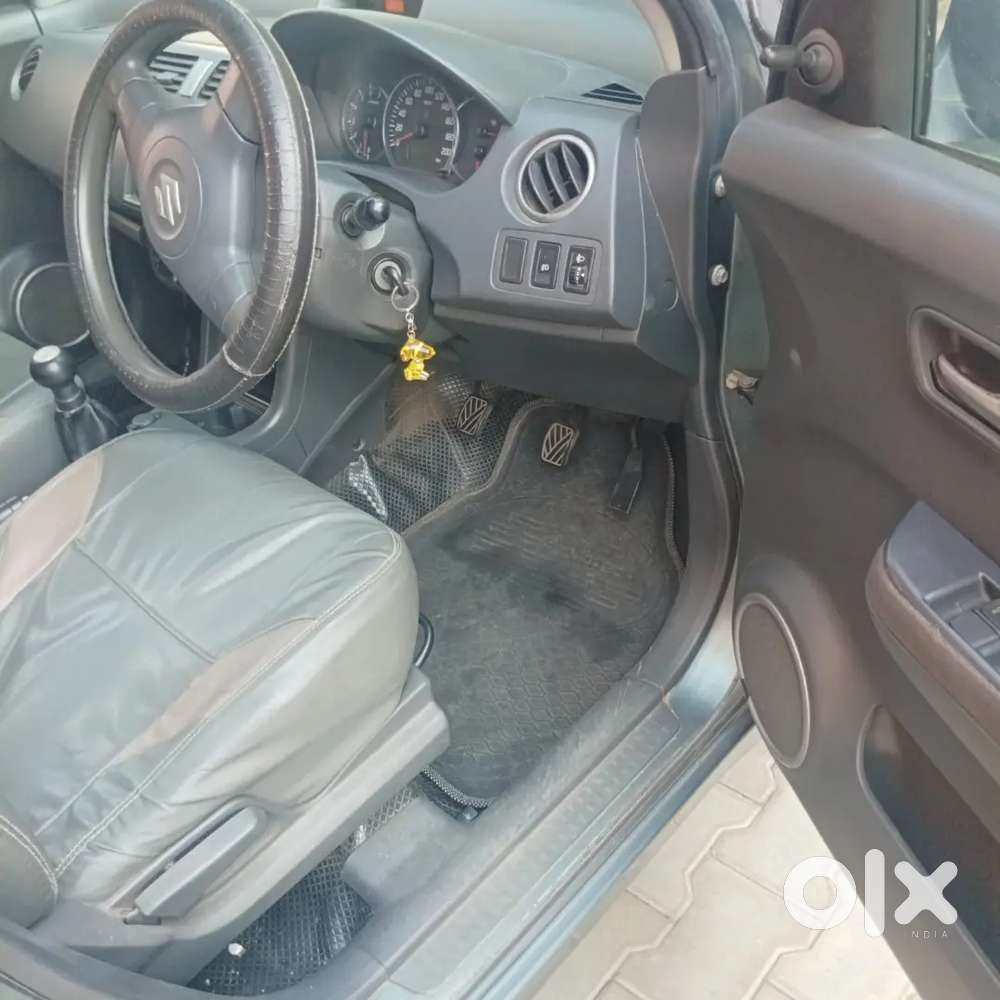Maruti Suzuki Swift Vxi At Omr,padur Apartments