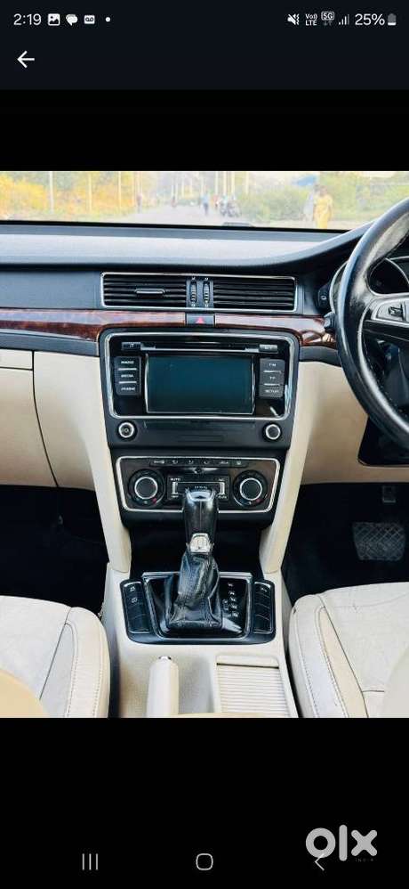 Skoda Superb 2013-2015 Elegance 1.8 Tsi At, 2015, Petrol