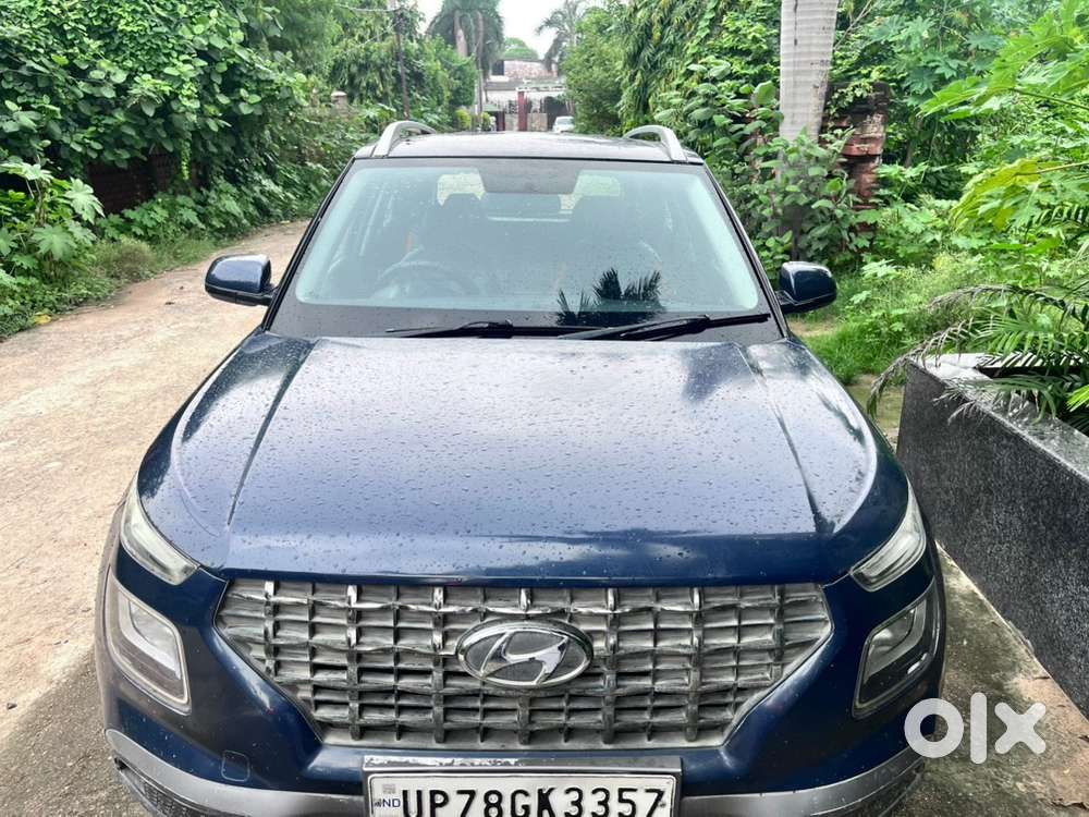 Hyundai Venue Petrol 2021