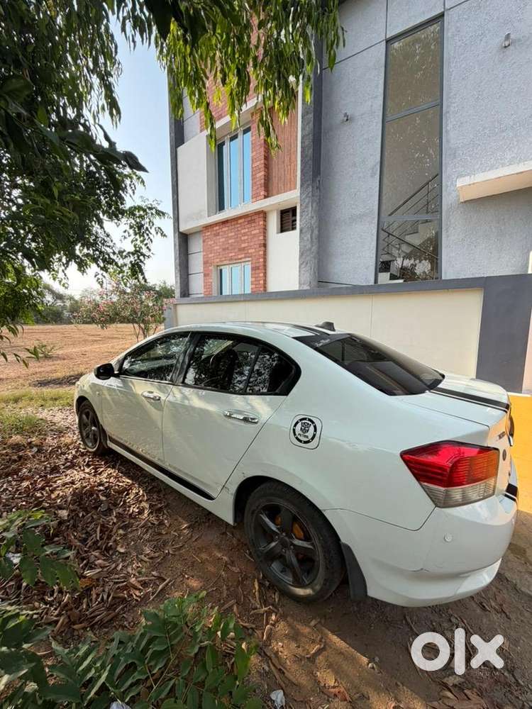 Honda City V I-vtec 2010 Petrol  Fc Till 2030  Insurance Live