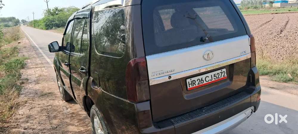 Tata Safari Storme 2015 Diesel Suv
