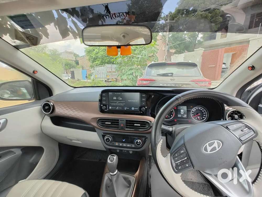 Hyundai Aura Sx 1.2 2025