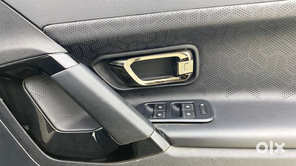 Tata Harrier Xza Plus Dark Edition, 2021, Diesel