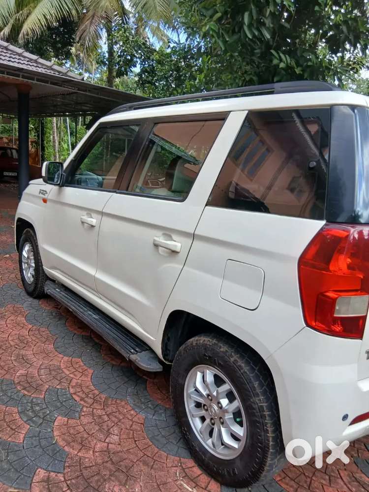 Mahindra Tuv Automatic 300 Diesel 2017
