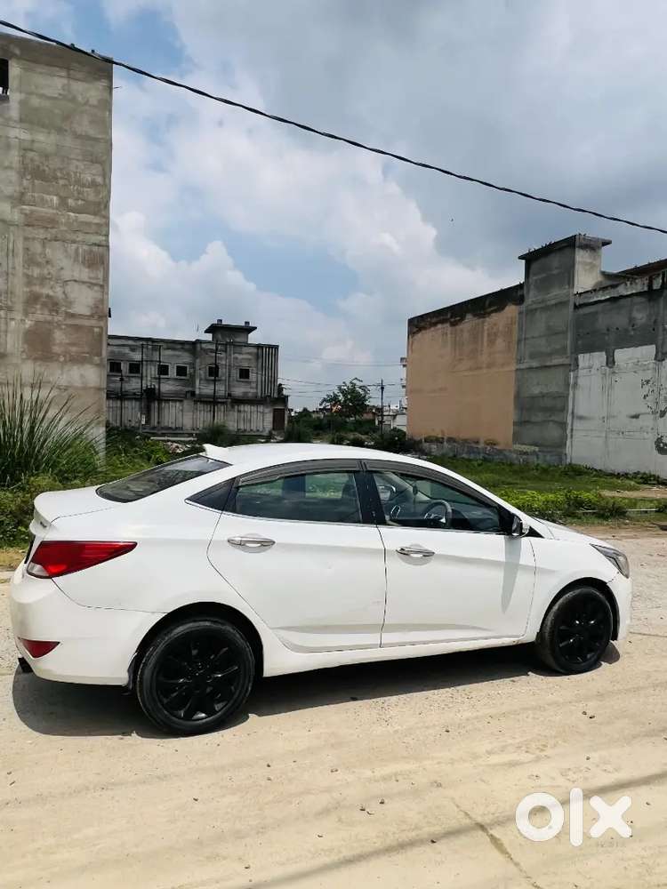Hyundai Verna 2015 Variant