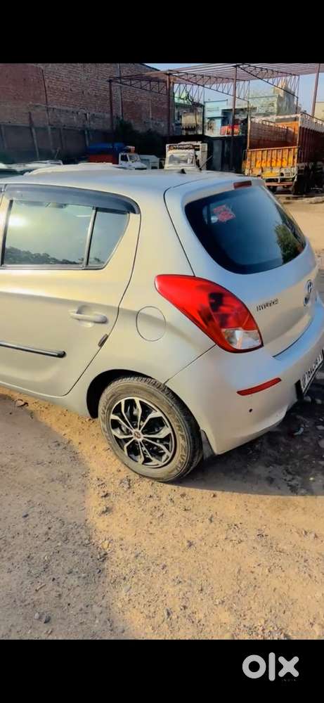 Hyundai Petrol Manual 4-year