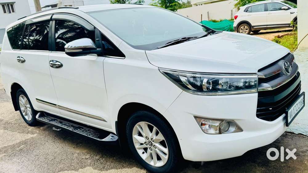Toyota Innova 2.5 Zx Diesel 7 Seater Bsiii, 2017, Diesel