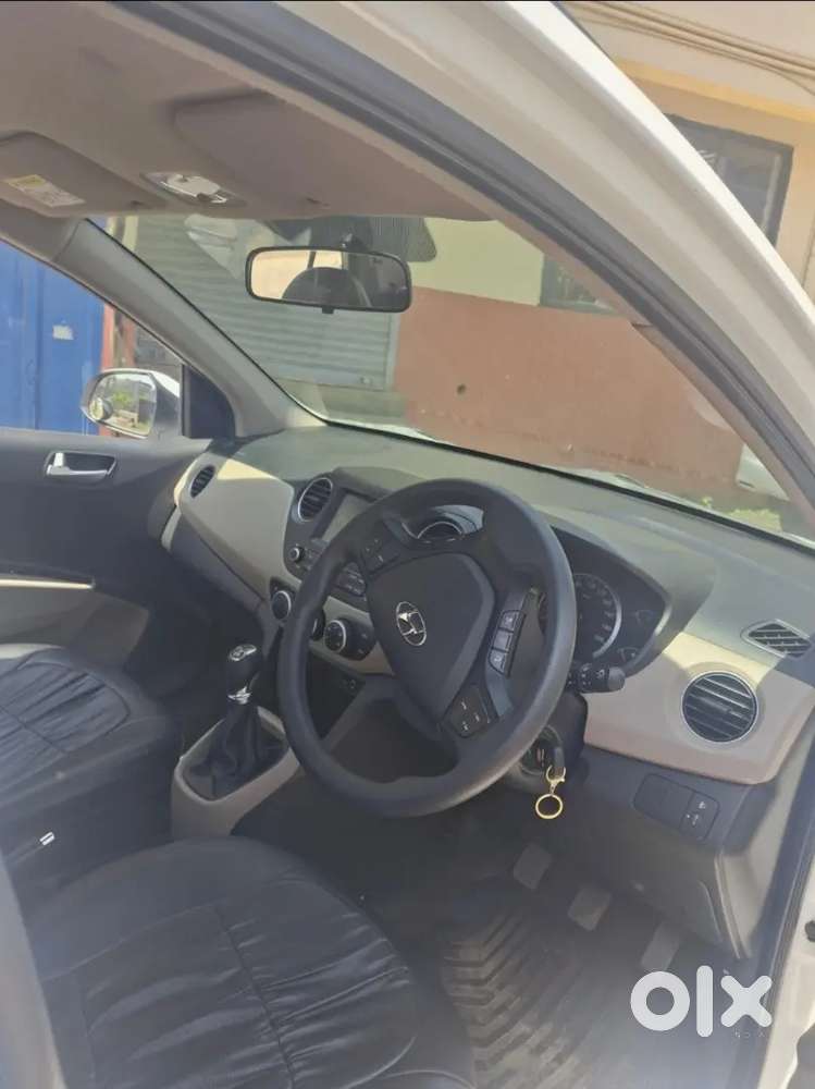 Hyundai Grand I10 2019 Sportz Dual Tone