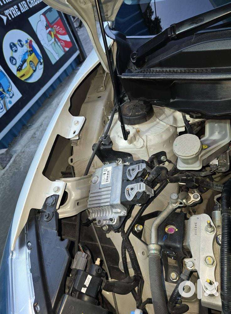 Maruti Suzuki Dzire 1.2 Vxi Cng, 2025, Cng & Hybrids