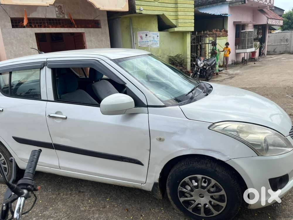 Maruti Suzuki Swift 2011 Petrol Manual