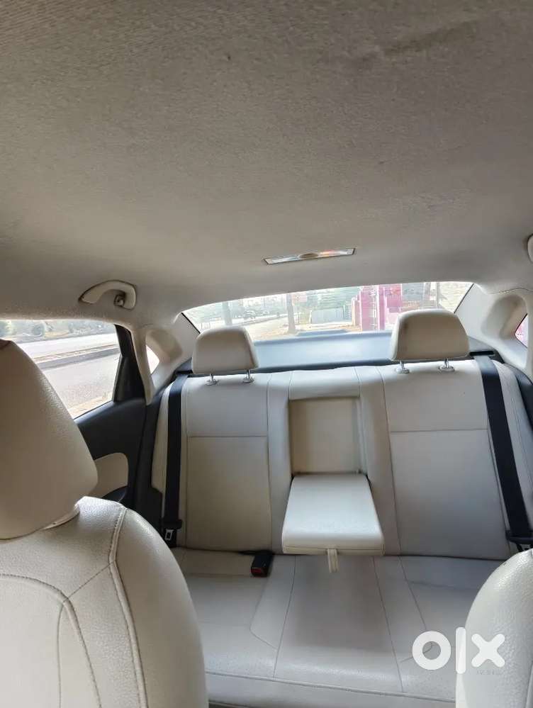 Volkswagen Vento 1.6 Diesel Highline