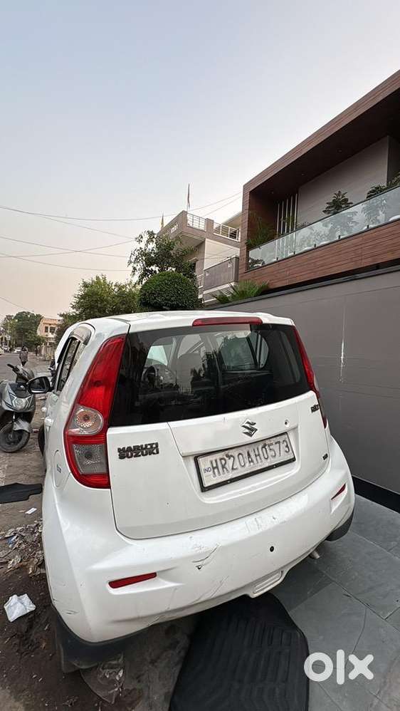 Maintained And New Seat Cover And A Android Screen