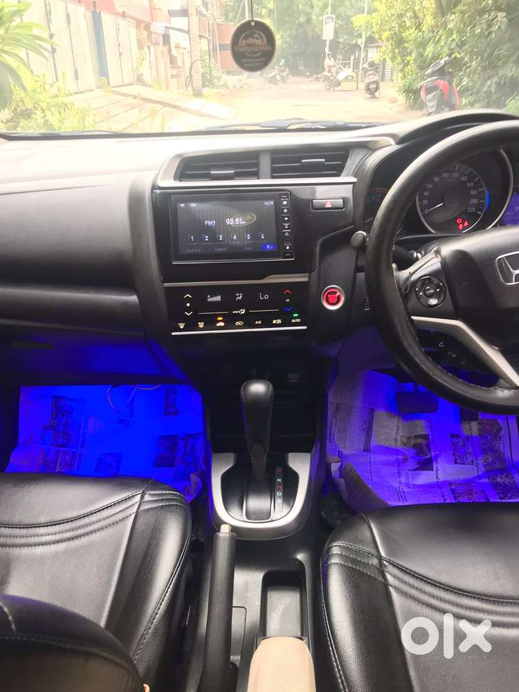 Honda Jazz V Automatic, 2016, Petrol