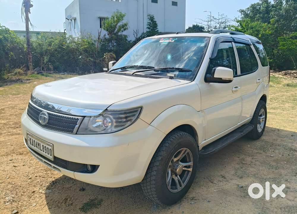 Tata Safari Storme Lx, 2013, Diesel