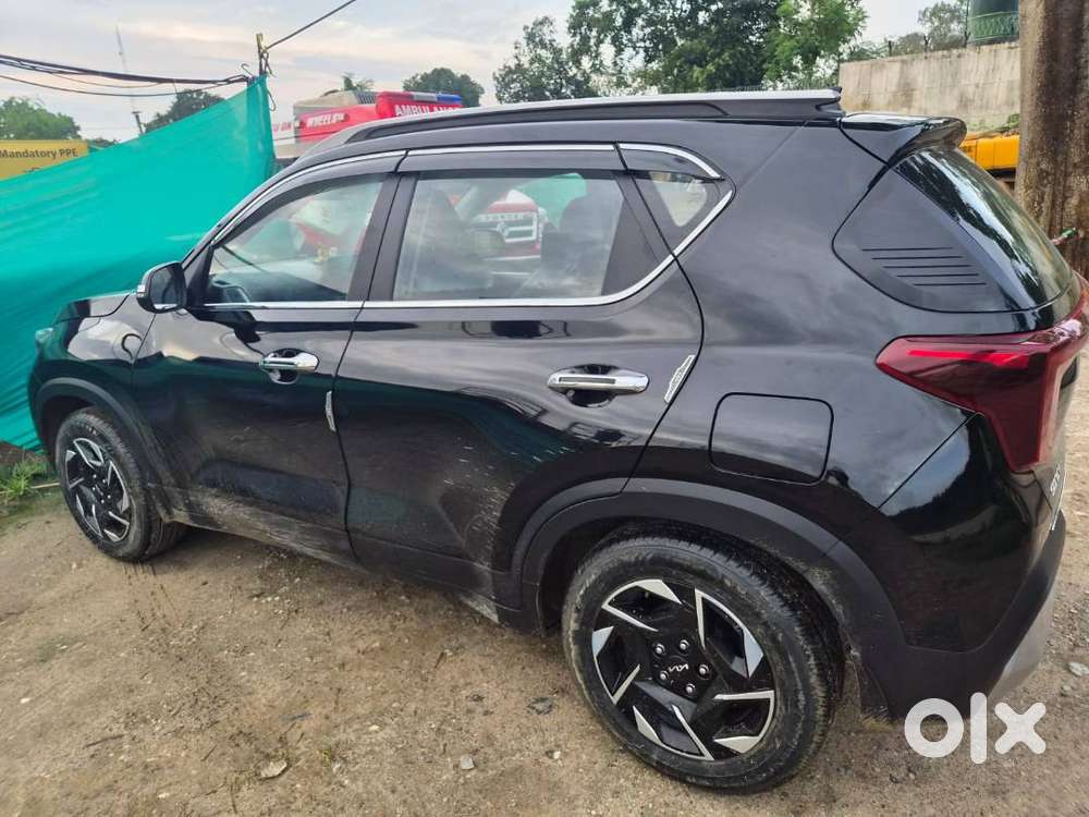 Kia Sonet 2024 Petrol Well Maintained