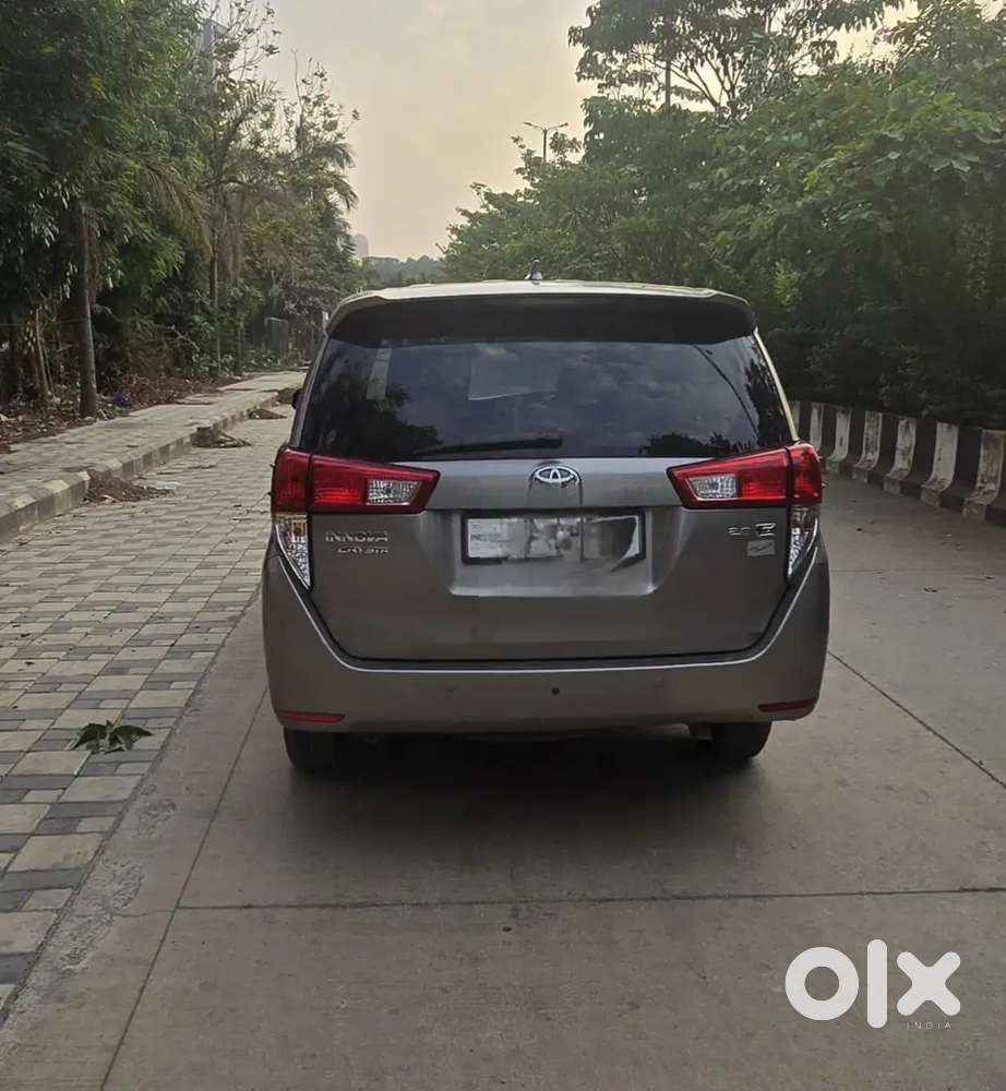 Toyota Innova Crysta 2017