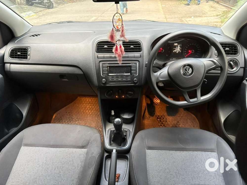 Volkswagen Polo 2016 Petrol 42000 Km Driven