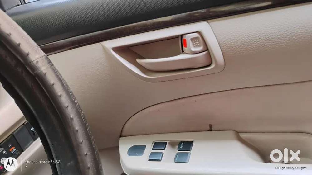 Maruti Suzuki Dzire 2017 Cng & Hybrids 85000 Km Driven