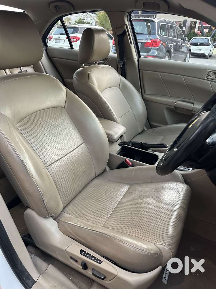 Maruti Suzuki Kizashi Cvt, 2012, Cng & Hybrids