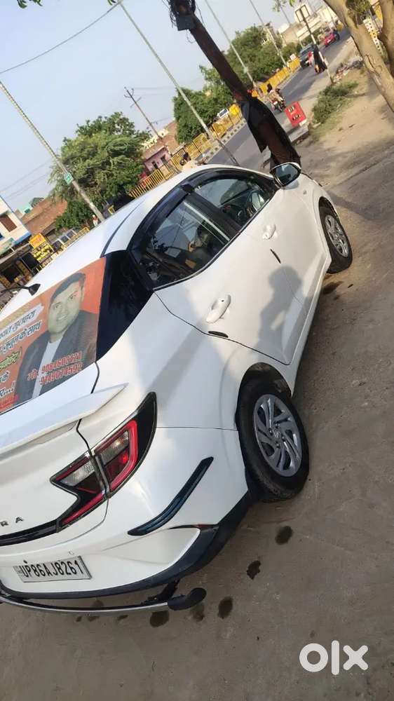 Hyundai Aura 2024 Cng & Hybrids Well Maintained
