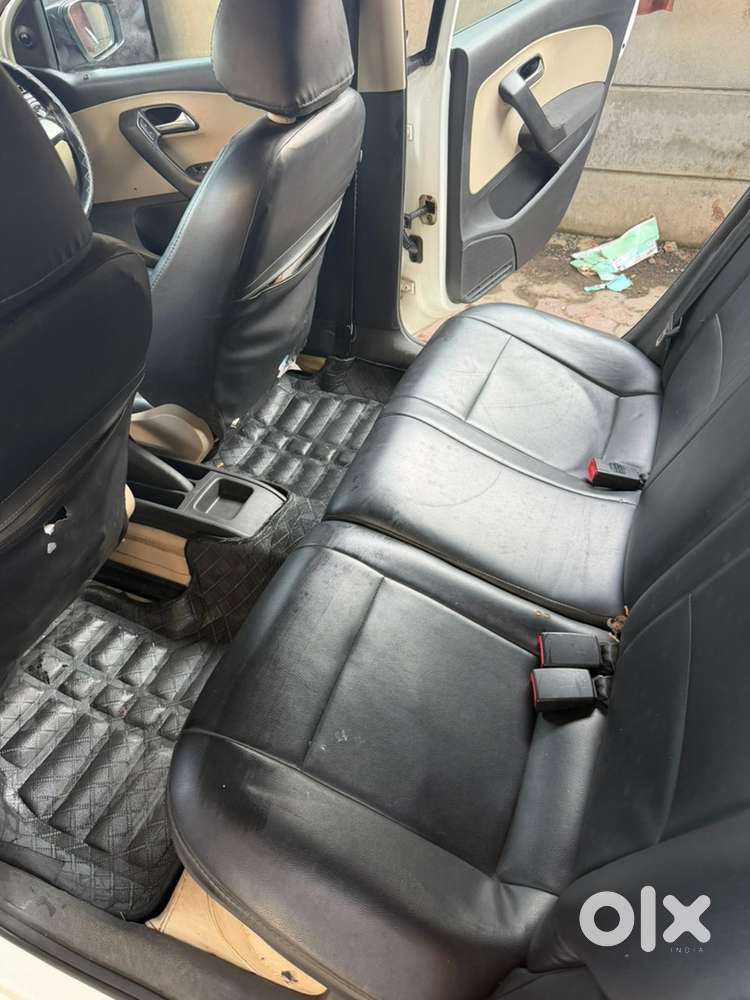 Volkswagen Polo Petrol Manual 2010