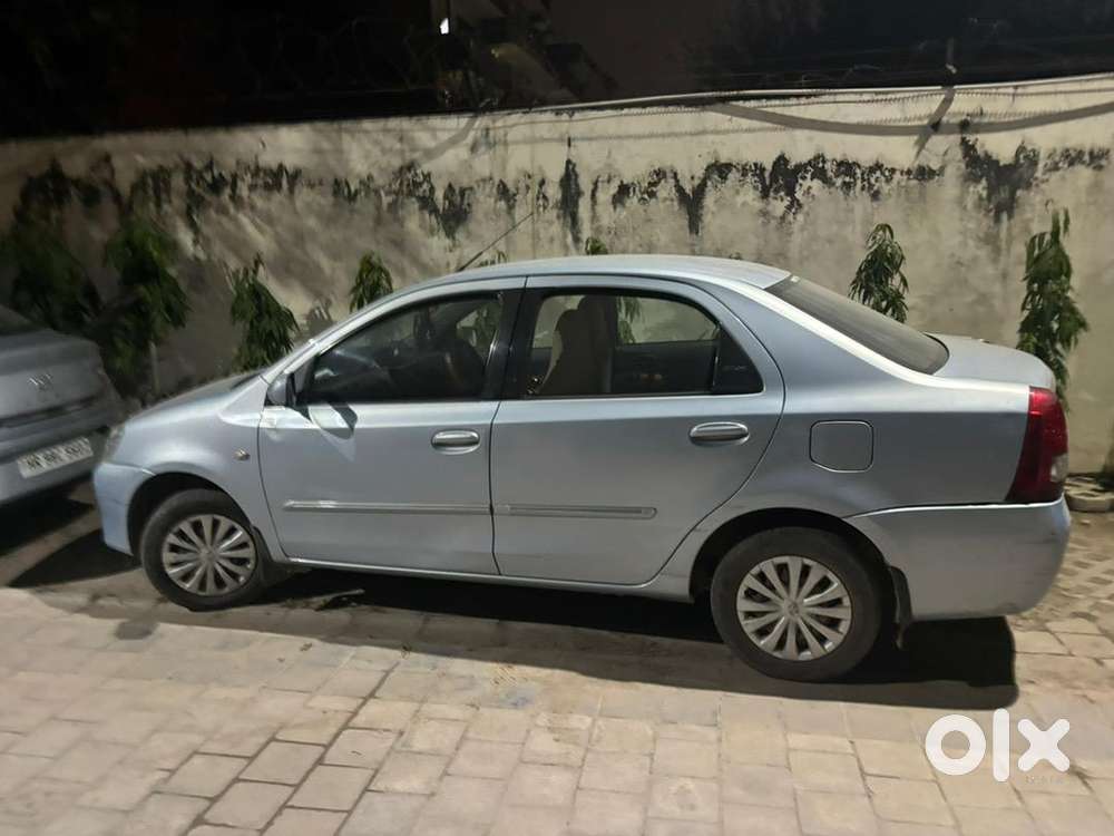 Toyota Etios 2011 Petrol Well Maintained