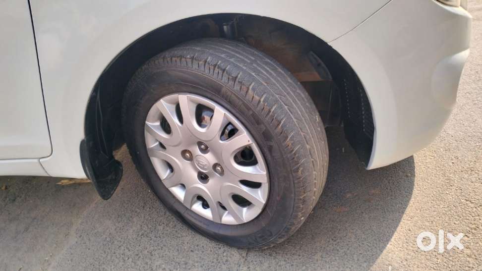 Hyundai I20 Magna 1.2 Mt, 2011, Petrol