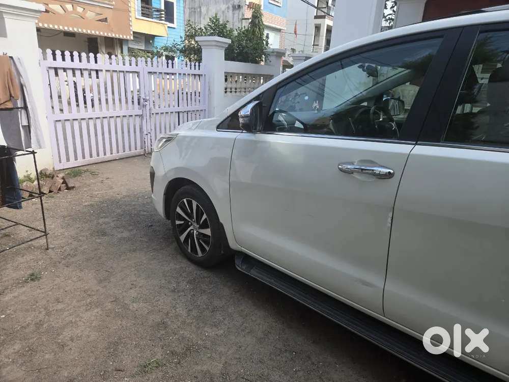 Innova Crysta Top End Model No.9000