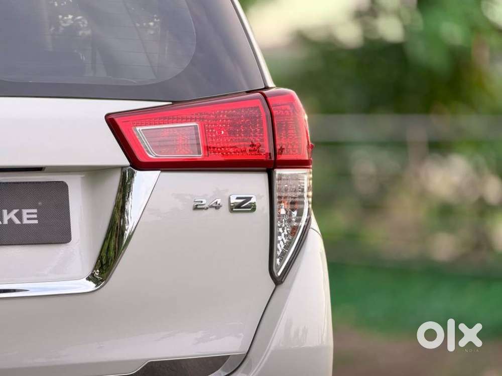 Toyota Innova Crysta [2020-ongoing] 2.4 Zx 7 Str, 2021, Diesel