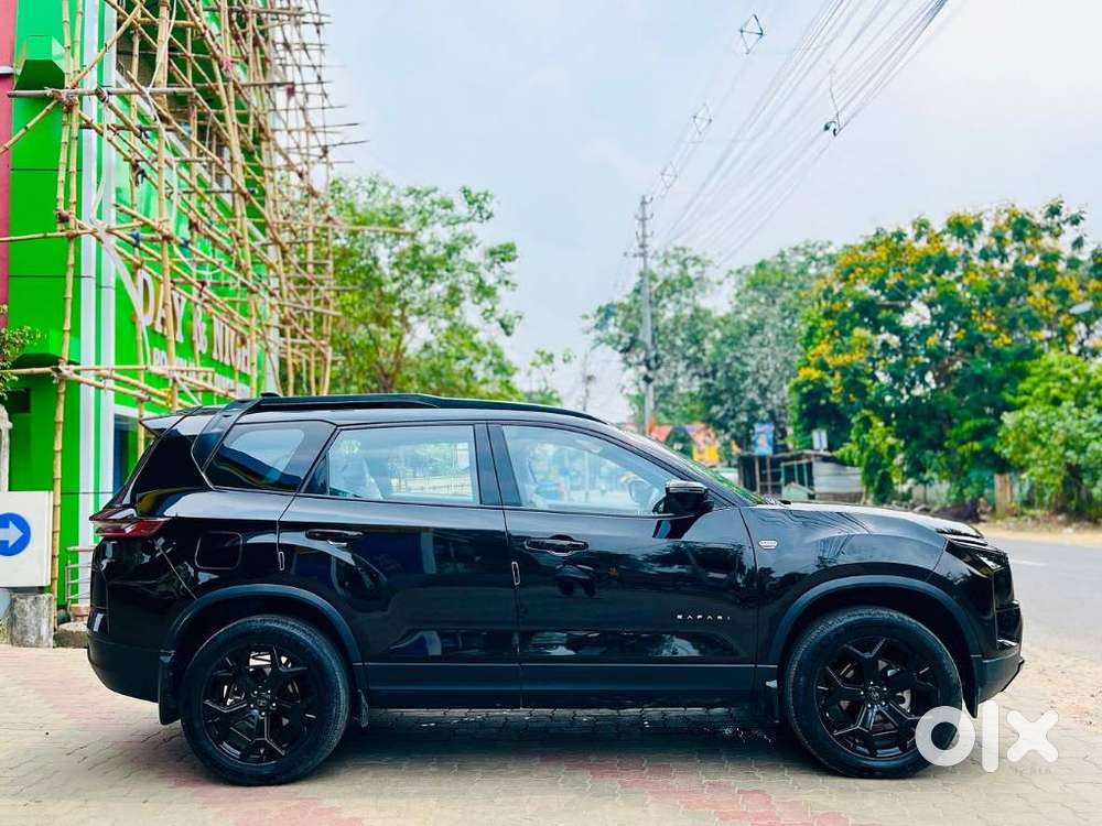 Tata Safari Adventure X Plus 7 Str Dark Edition, 2025, Diesel