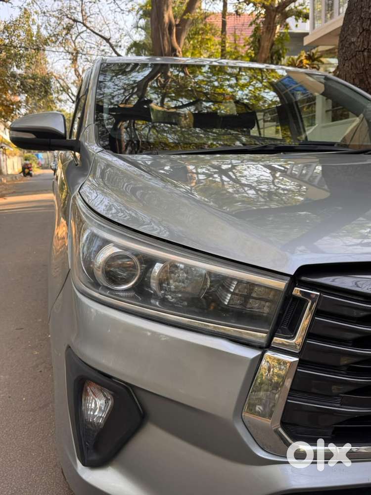 Toyota Innova Crysta 2.4 V, 2017, Diesel