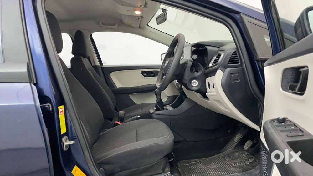 Tata Altroz Xm Plus Icng, 2023, Cng & Hybrids