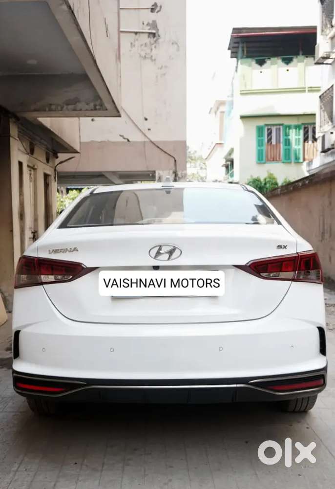Hyundai Verna 2023 Petrol 23000 Km Driven