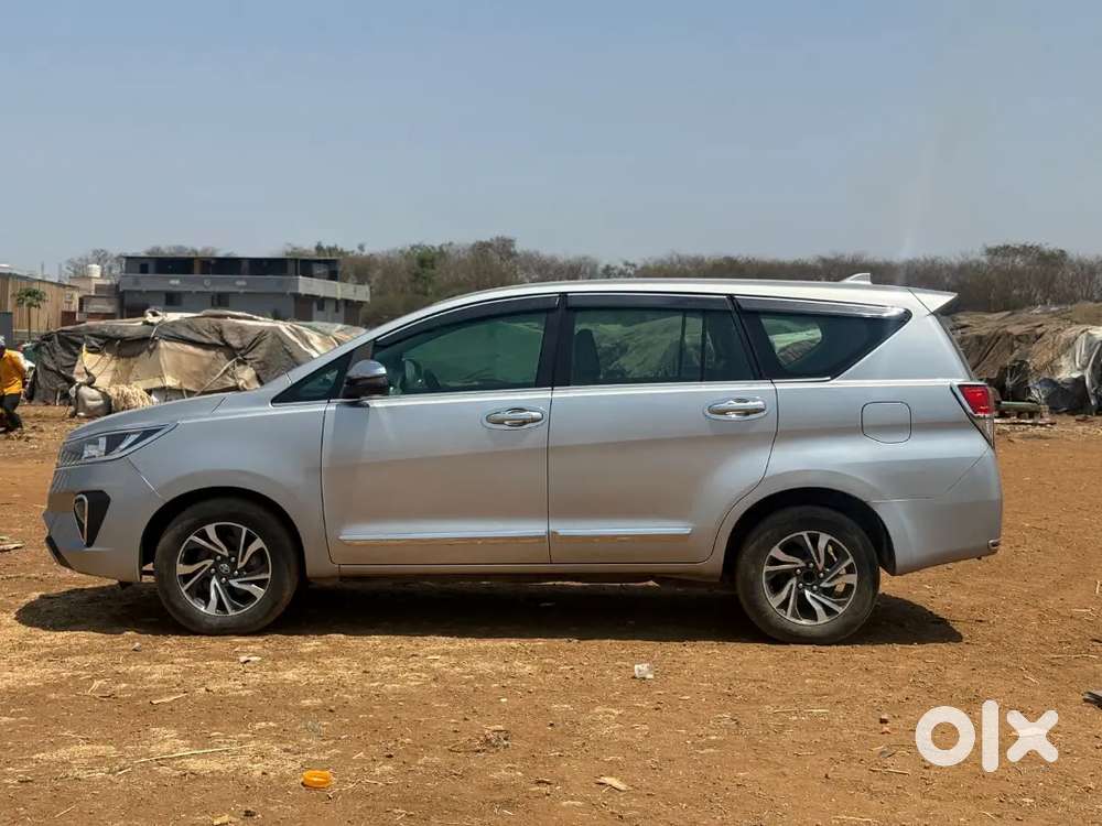 Toyota Innova Crysta 2021 Diesel 120000 Km Driven