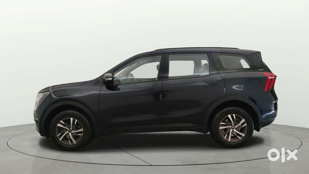 Mahindra Xuv700 2.2 Ax 5 Diesel At Str, 2023, Diesel