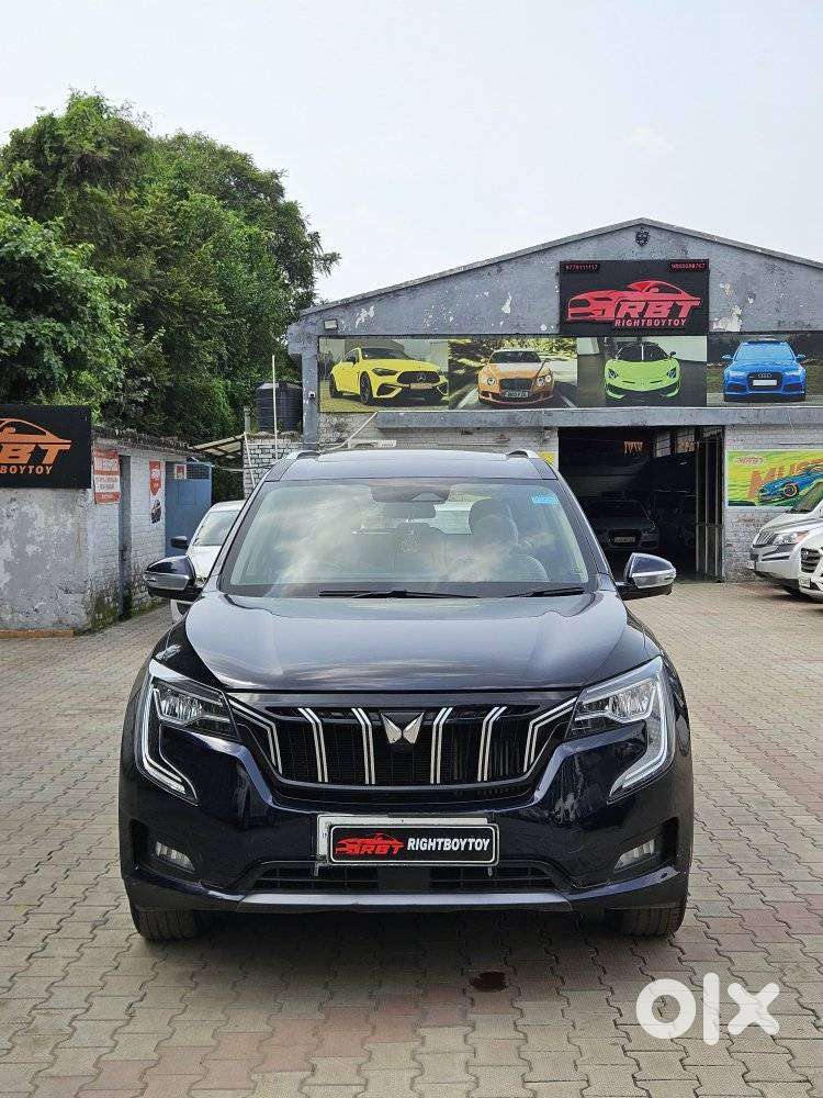 Mahindra Xuv700 2.0 Ax 7 Petrol At Luxury Pack Str, 2023, Petrol