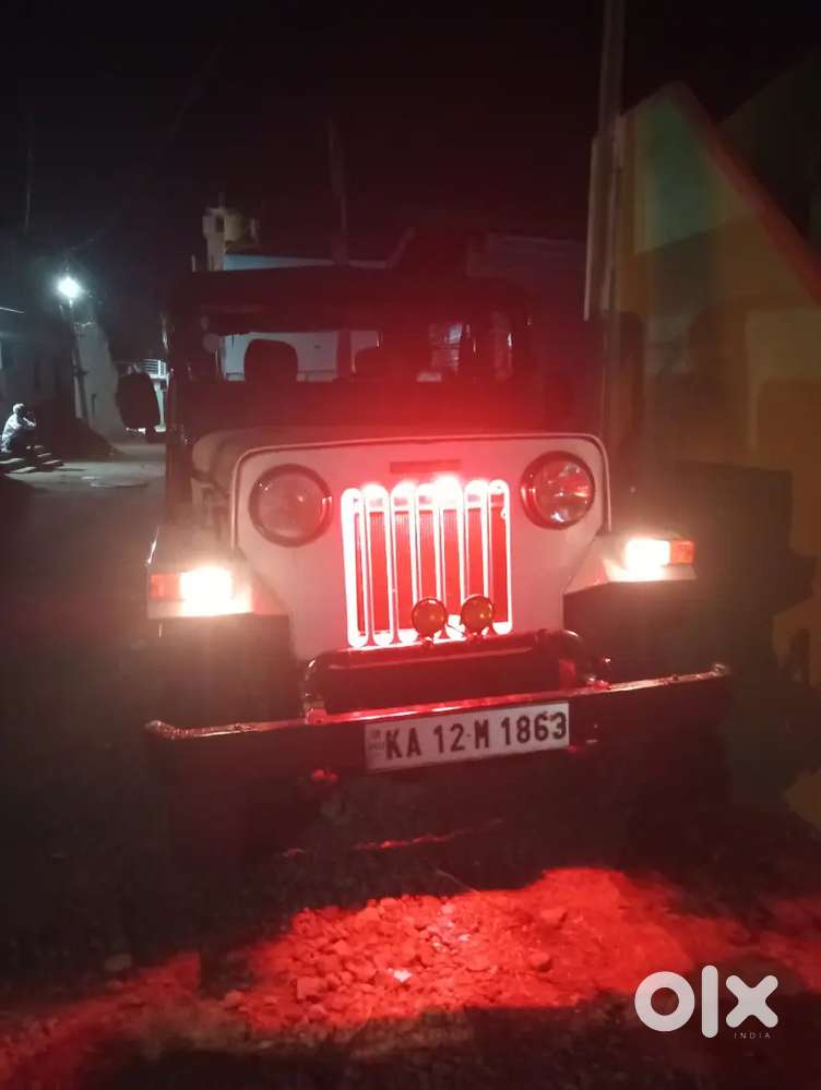 Mahindra Cj500 Di Jeep Vintage Style, Rugged & Strong Engine