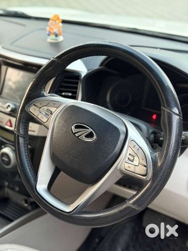 Mahindra Xuv300 W8 Amt Diesel, 2021, Diesel