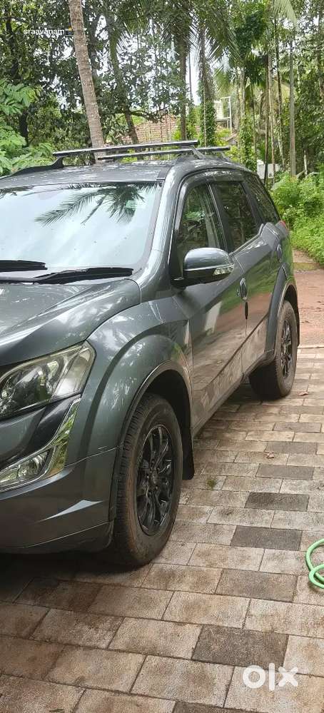 Mahindra Xuv500 Diesel 2017 Oct