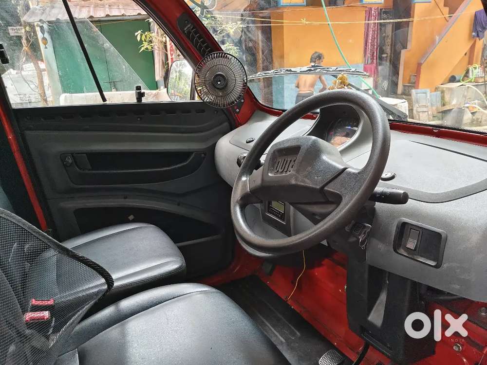 Qute Bajaj