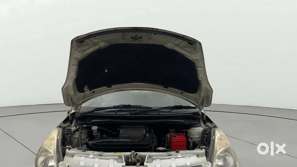 Maruti Suzuki Swift Dzire 1.2 Vxi Bsiv, 2016, Petrol