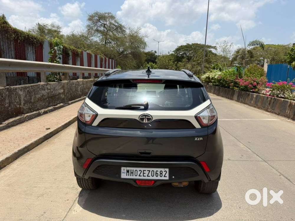 Tata Nexon 1.2 Revotron Xza Plus Premium, 2018, Petrol