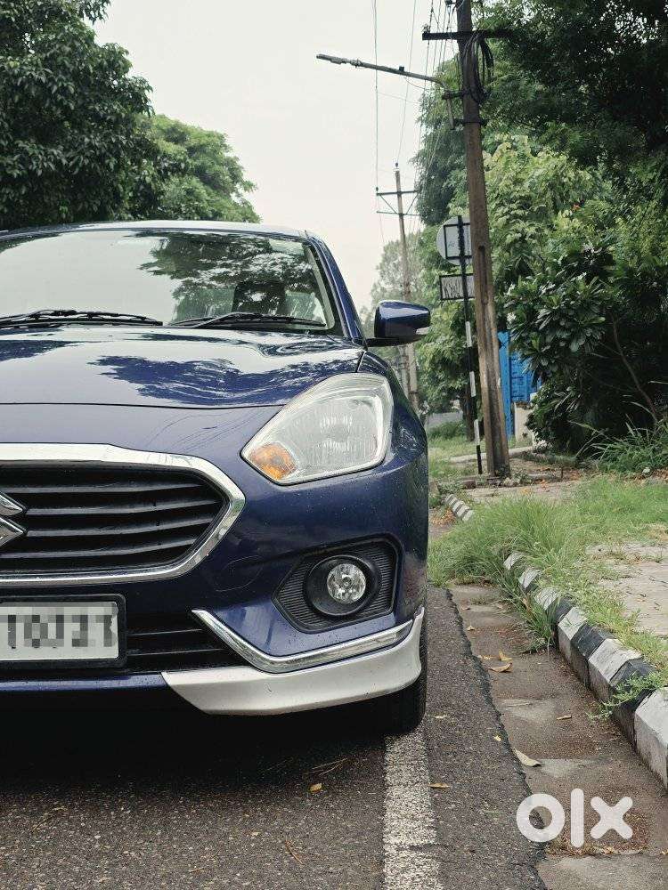 Maruti Suzuki Swift Dzire 1.2 Zxi Bsiv, 2018, Petrol