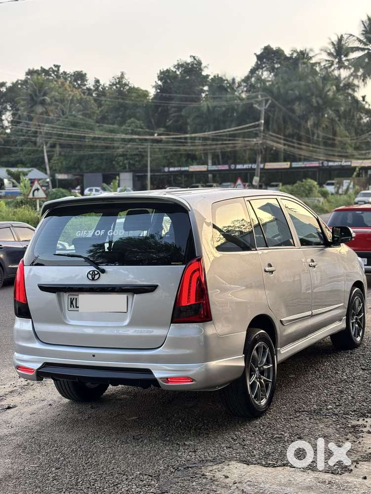 Toyota Innova 2.5 V 7 Str, 2013, Diesel