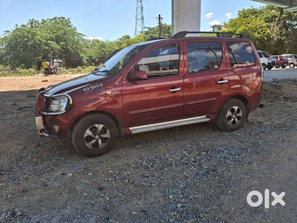 Mahindra Xylo - E6 (diesel) Variant