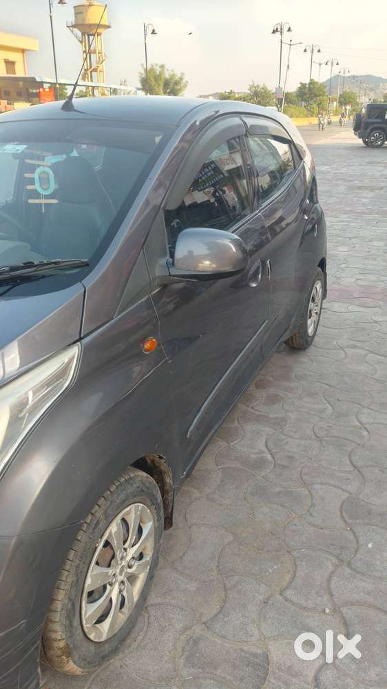 Hyundai Eon Sportz Petrol 2014