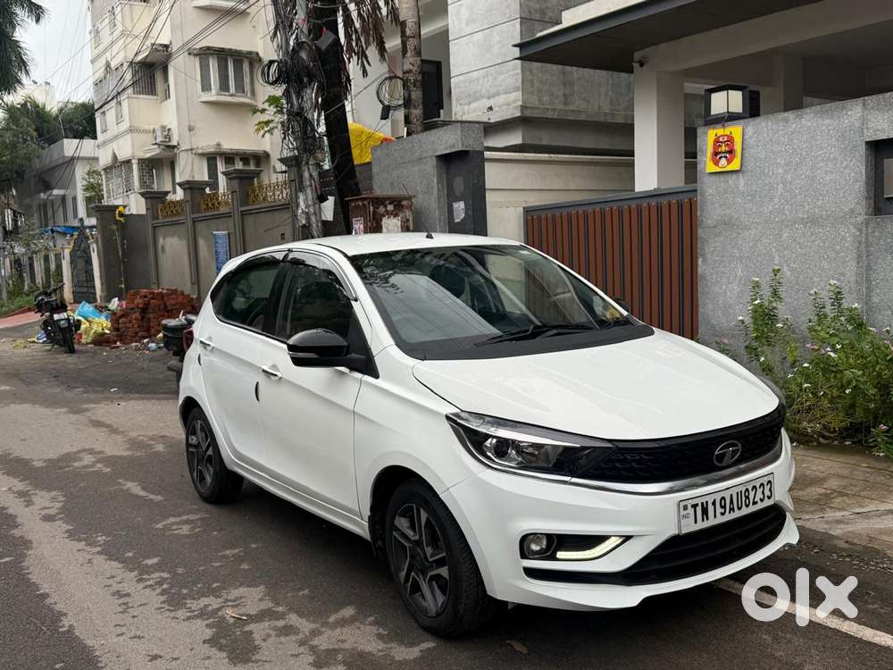 Tata Tiago 1.2 Revotron Xza, 2023, Petrol