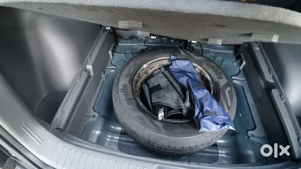 Hyundai Creta Facelift 1.5 Petrol Mt, 2024, Petrol