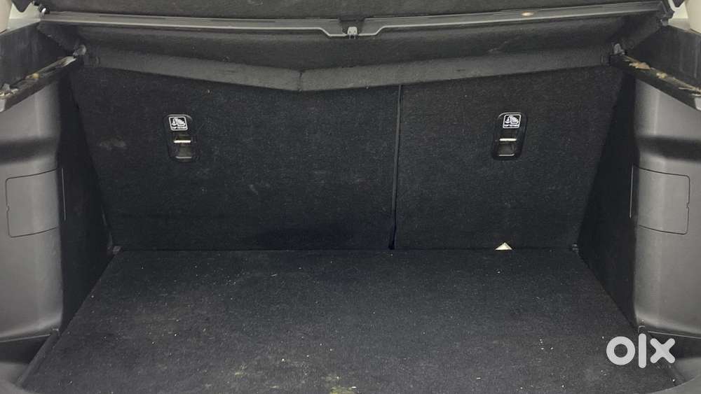 Maruti Suzuki Vitara Brezza 1.5 Zxi Plus At, 2021, Petrol