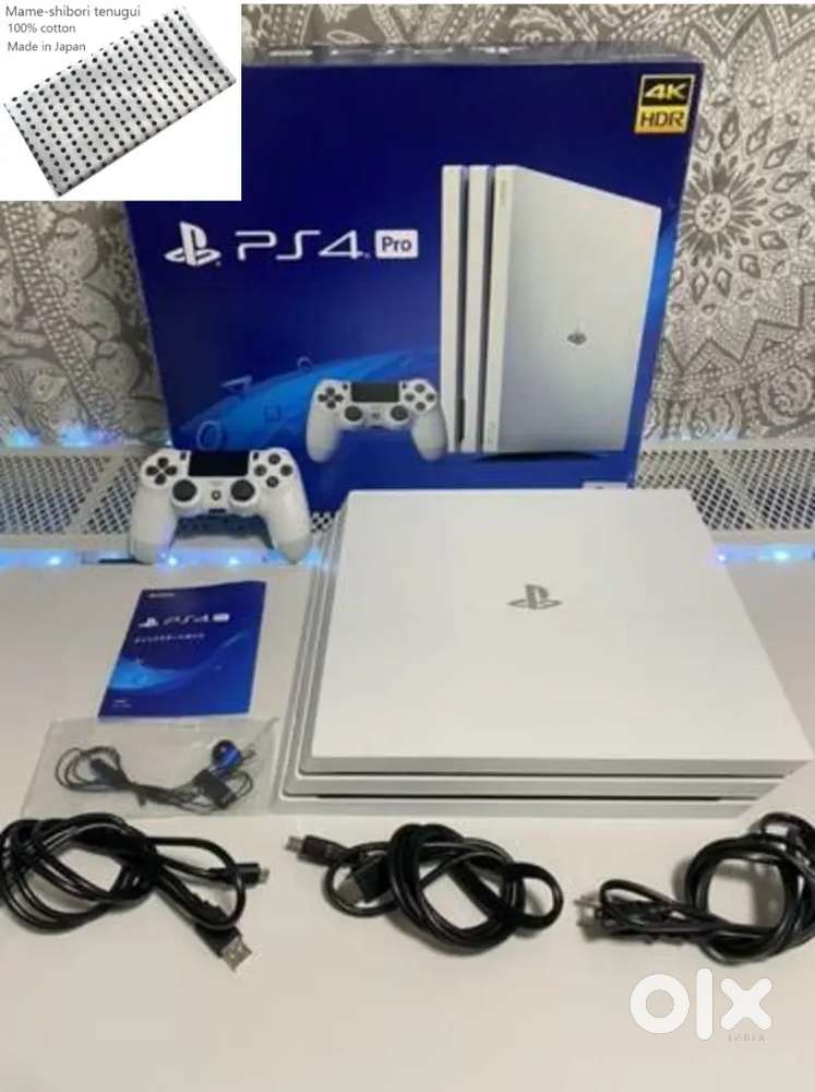 Sony PlayStation 4 Pro 1TB CUH-7000 本体